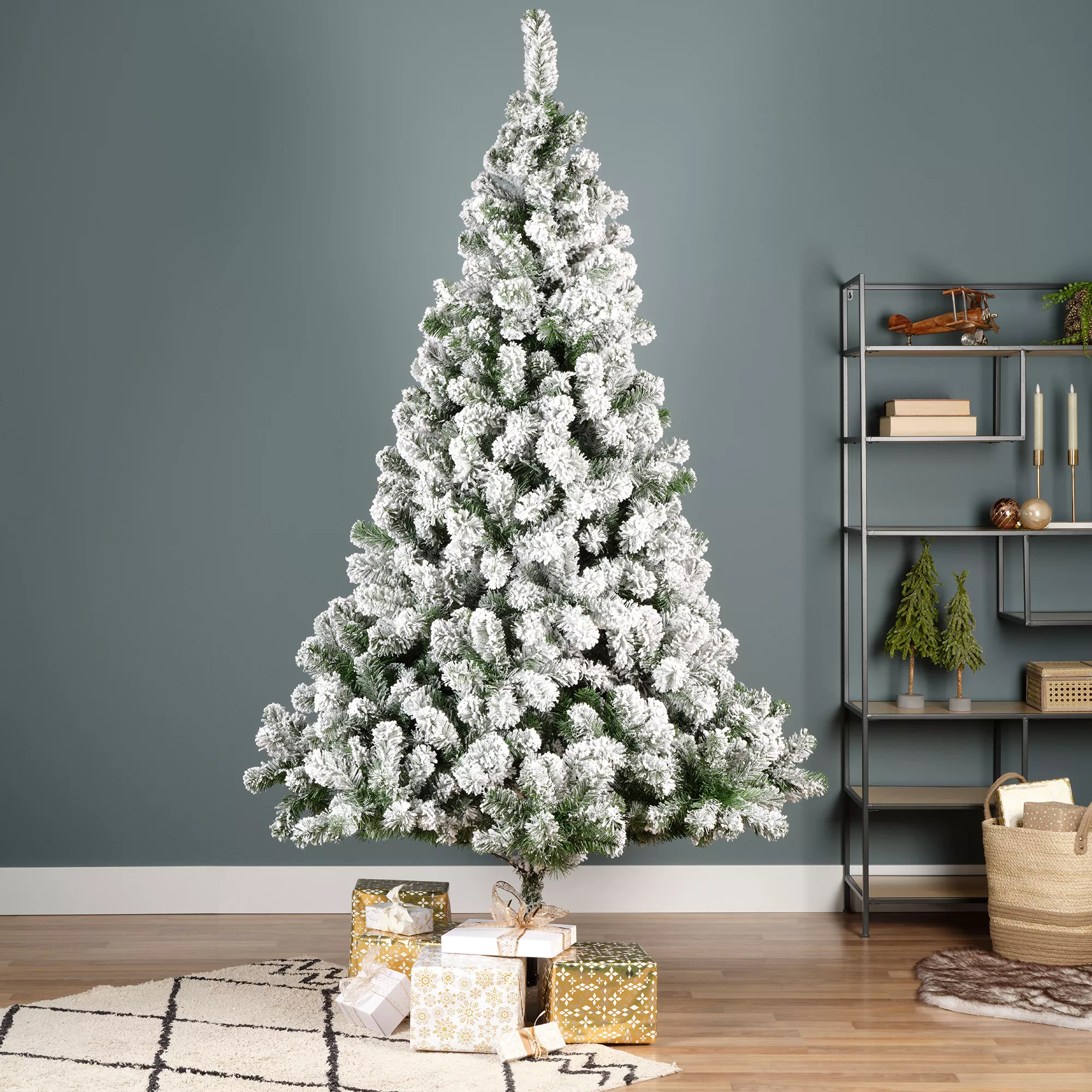 Tannenbaum 240cm beschneit IMPERIAL KIEFER