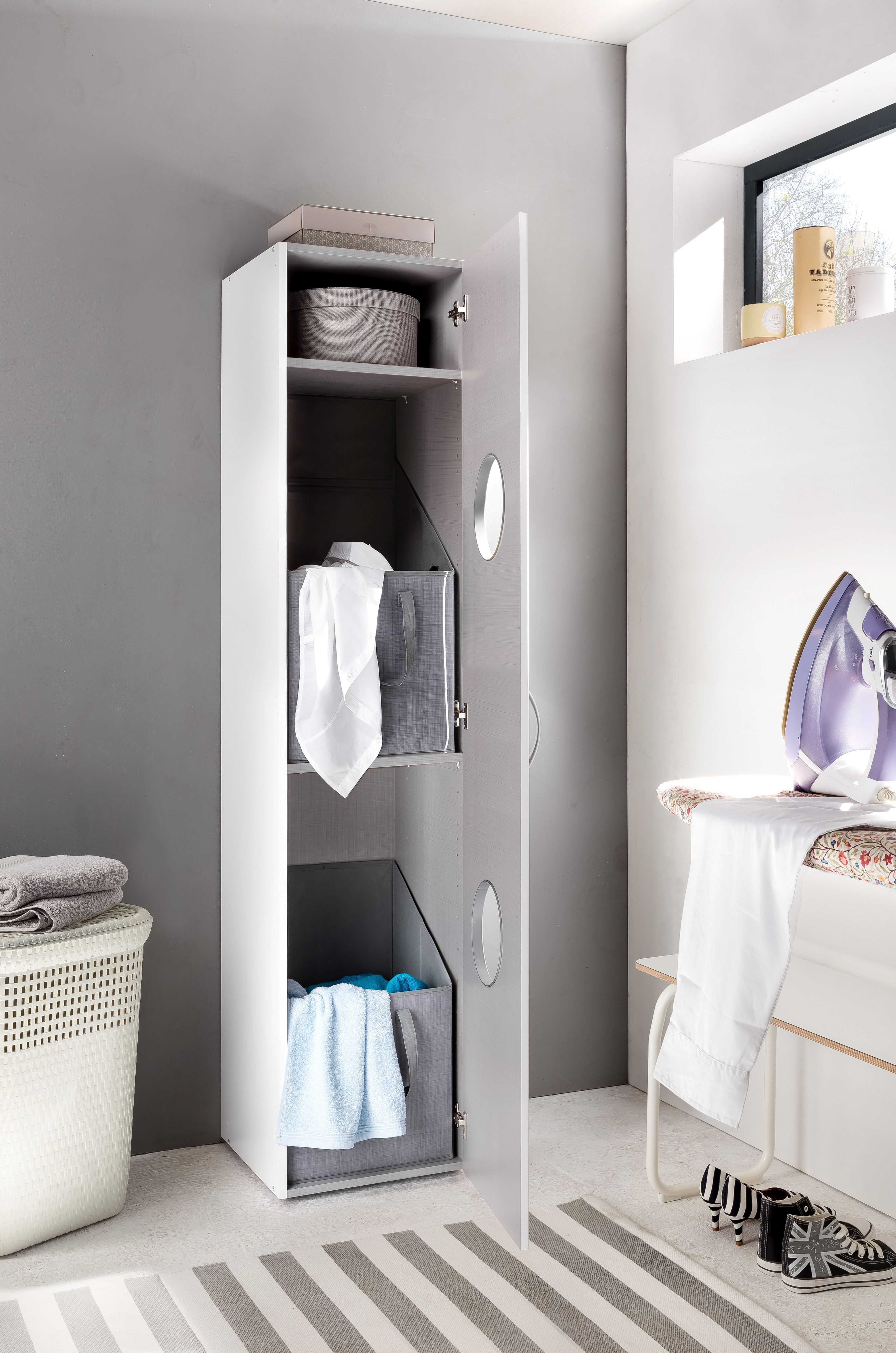 Wäscheschrank MULTIRAUMKONZEPT Wäscheschrank MULTIRAUMKONZEPT