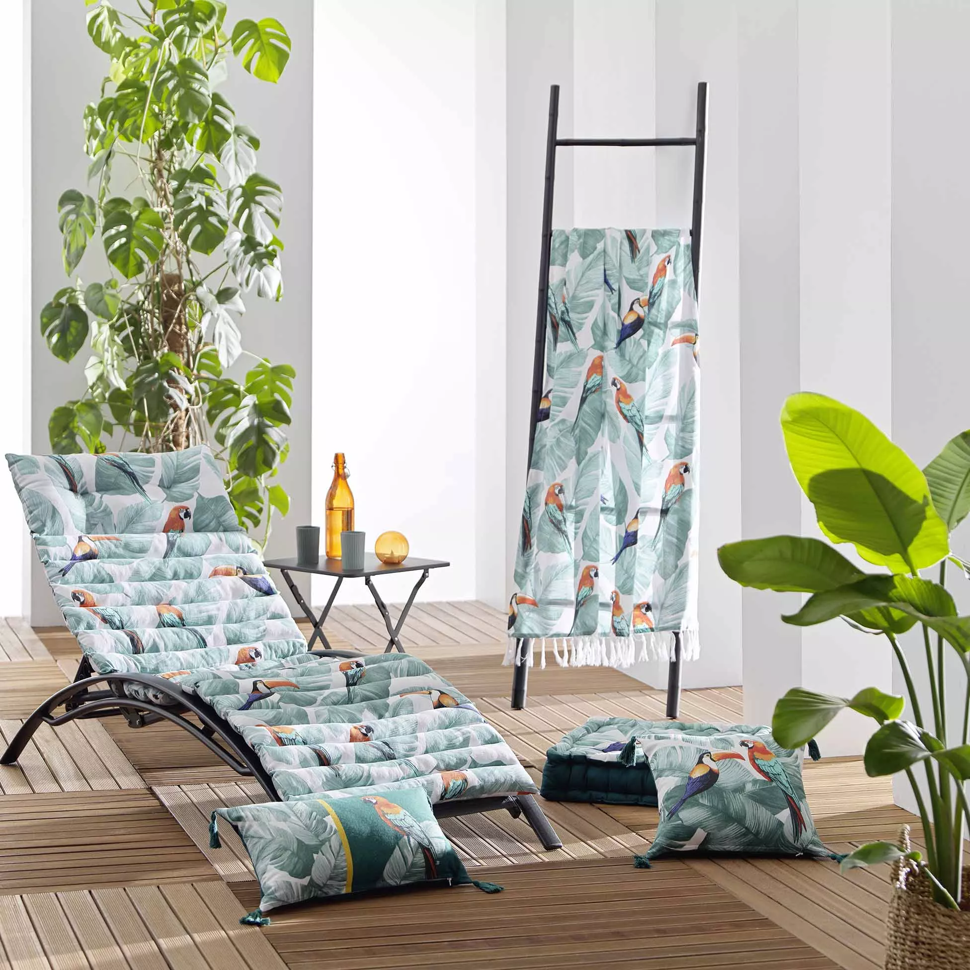 Liegeauflage Papageien  OUTDOOR