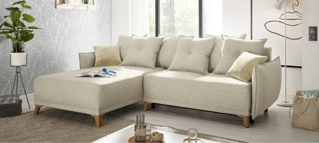 Polsterecke mit Funktion PAMPLONA 2F.URC Polsterecke PAMPLONA mit Schlaffunktion in der Farbe beige. Inklusive Bettkasten, 6 Rückenkissen und 2 Zierkissen. B/H/T ca. 255/91/185 cm