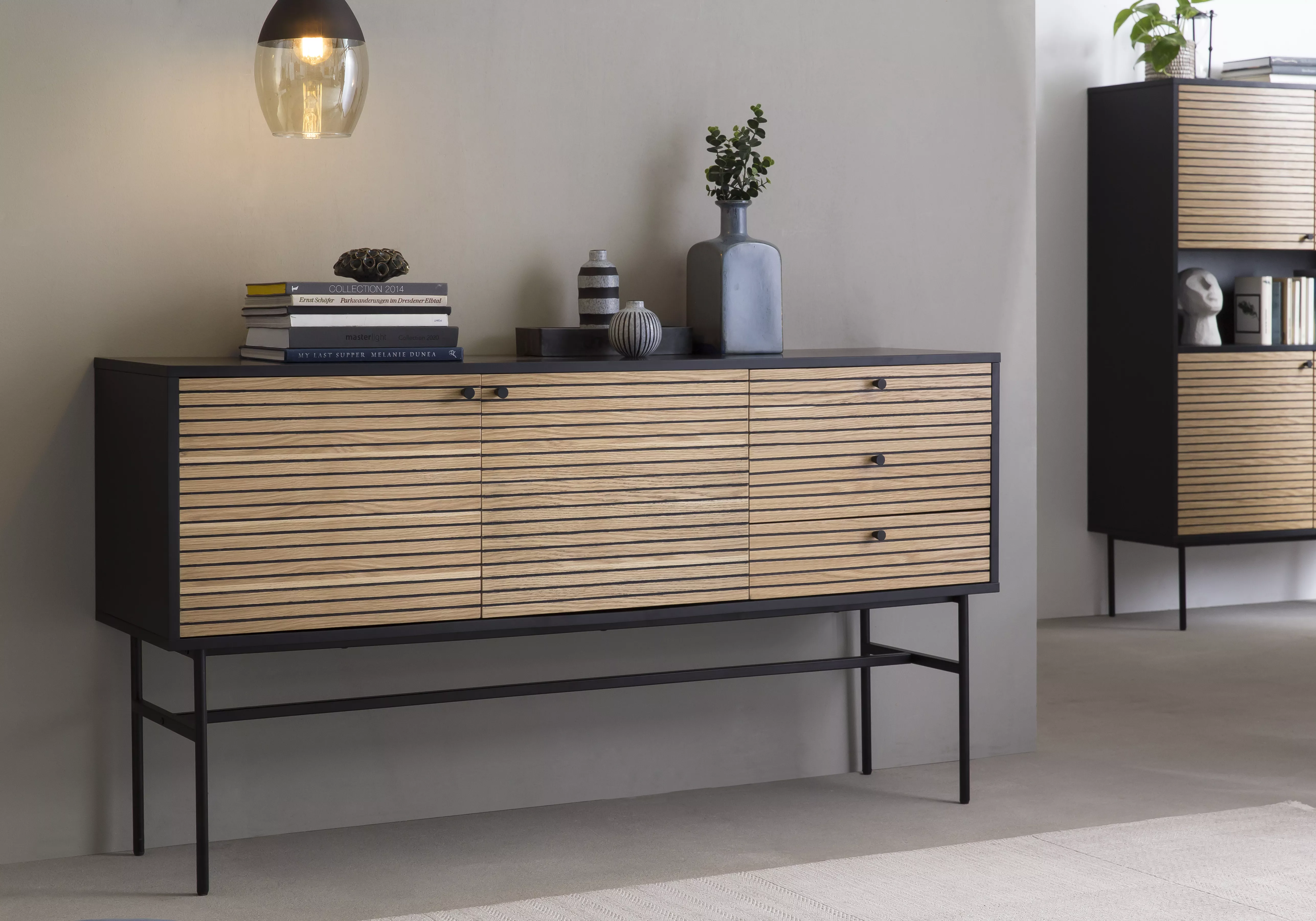 Sideboard PERBAUNGAN