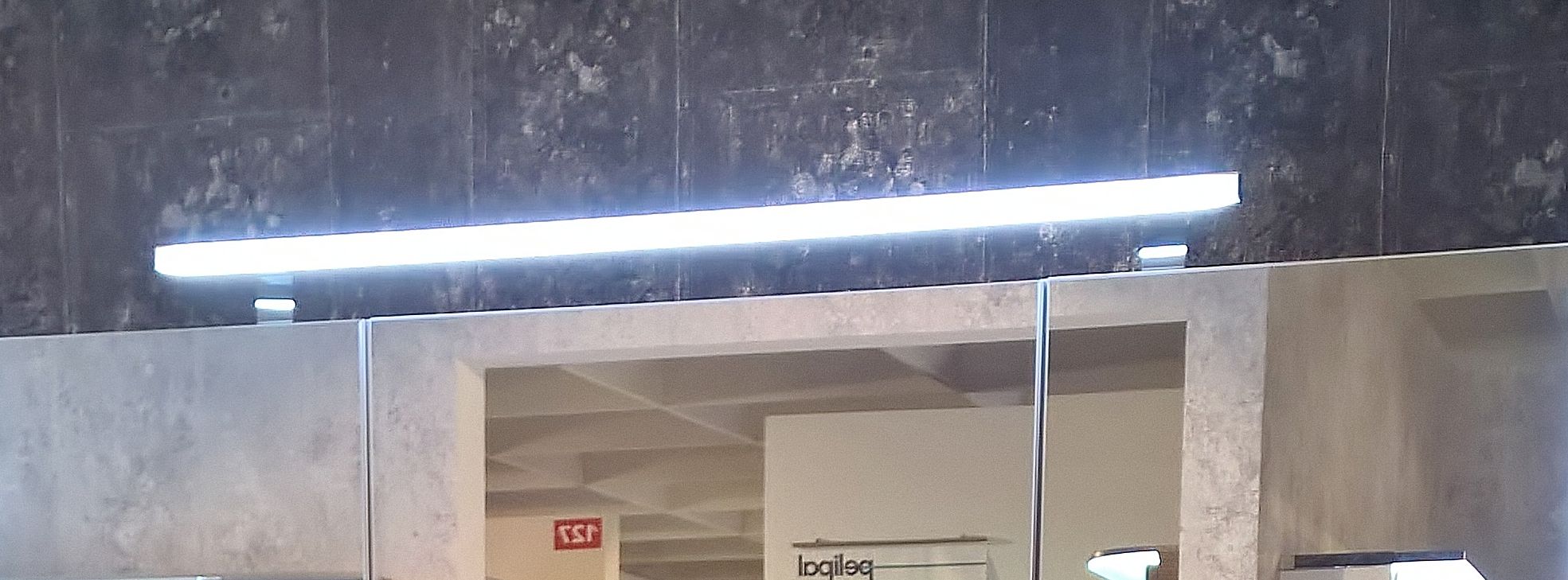 LED-Aufbauleuchte PZ108380 LED-Aufbauleuchte PZ108380