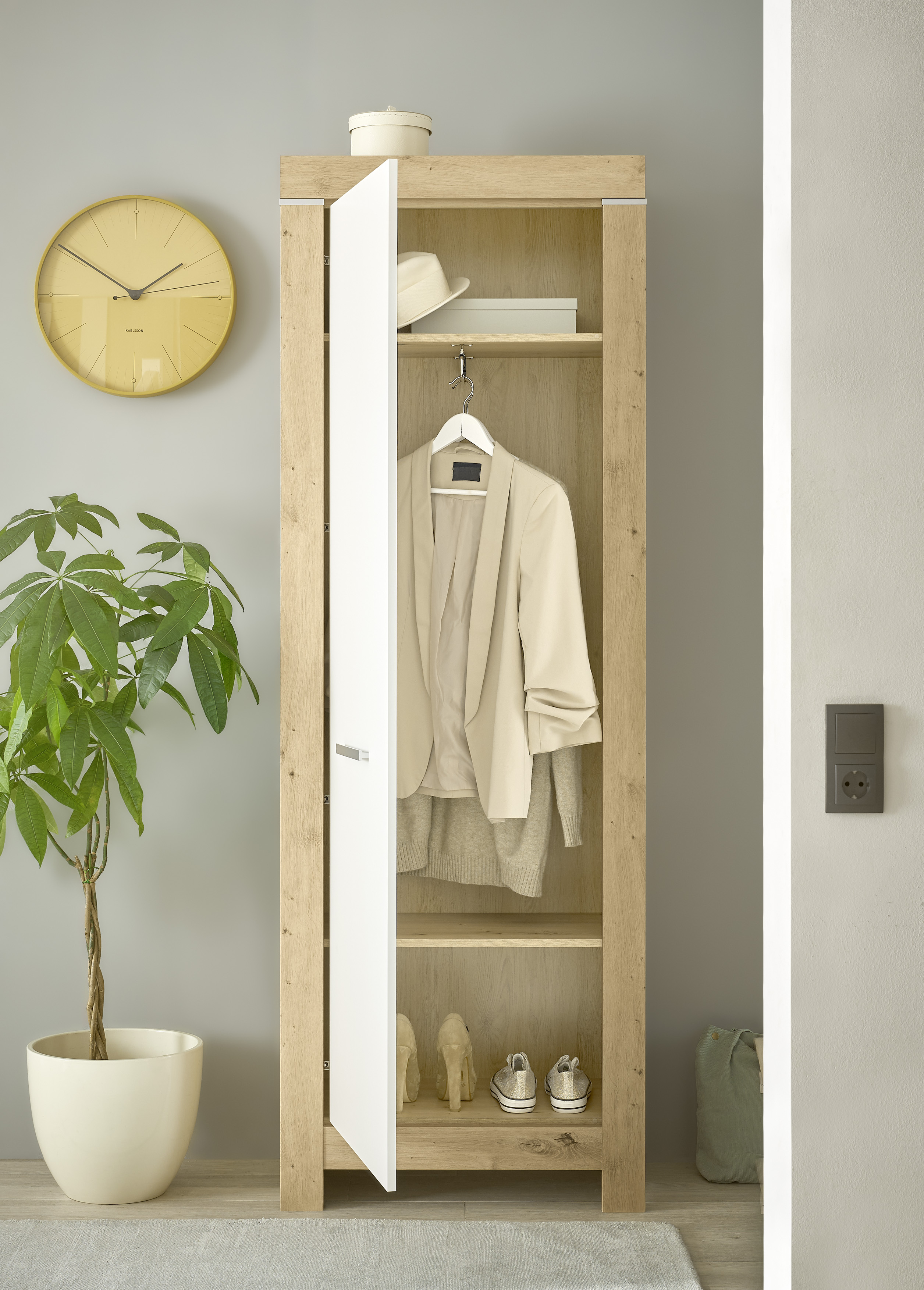 Garderobenschrank schmal