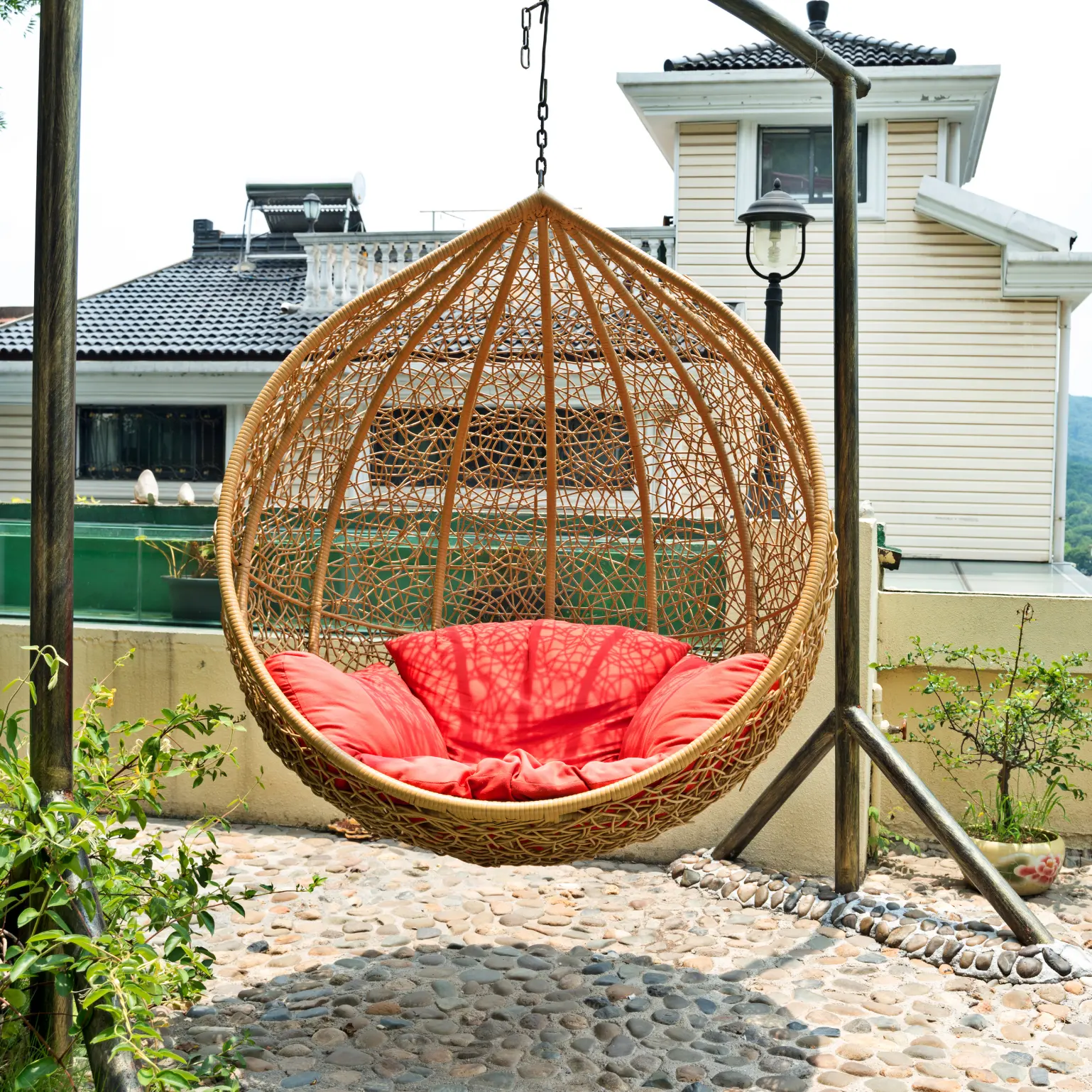 Ratgeber: Gartenmöbel richtig reinigen und pflegen